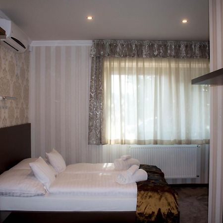 Control Motel Jászberény Dış mekan fotoğraf