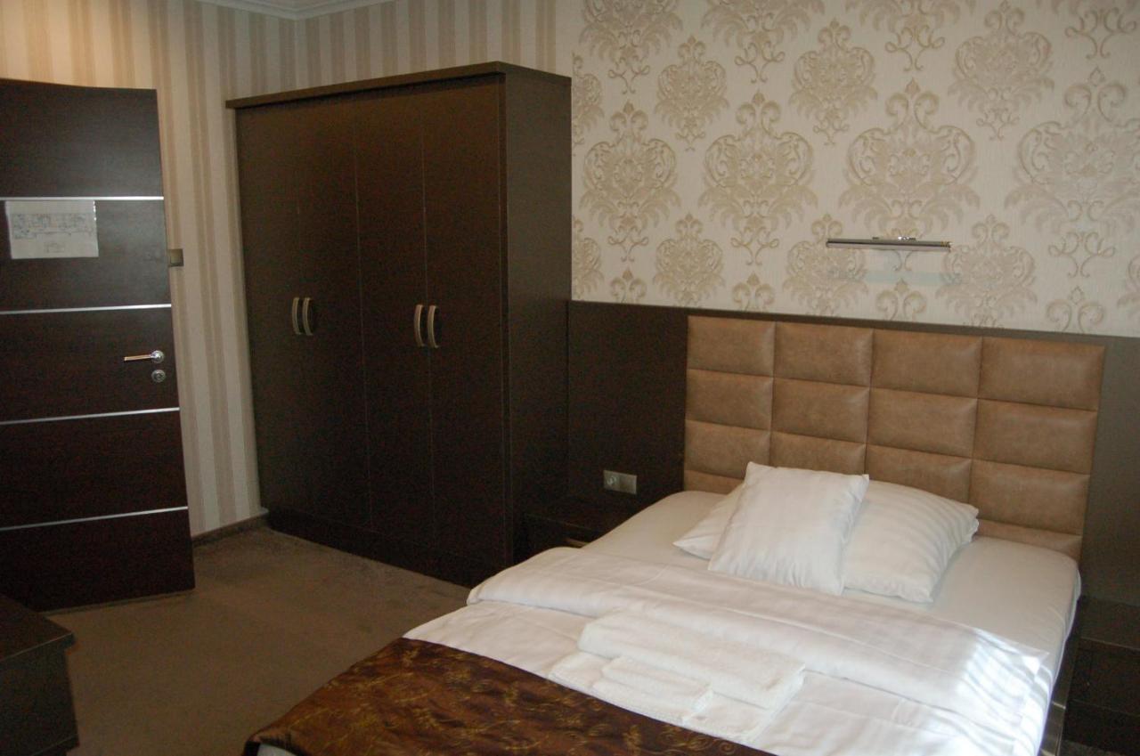 Control Motel Jászberény Dış mekan fotoğraf