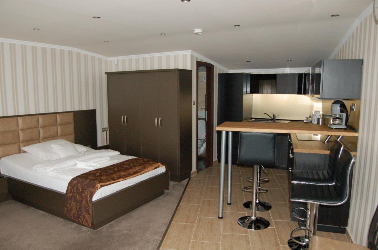 Control Motel Jászberény Dış mekan fotoğraf